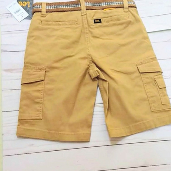 🌸 Just In! Lee cargo shorts, boy's size 8 - Picture 6 of 11